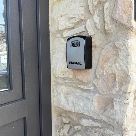 וילה Old Luxury Stone House Armu
