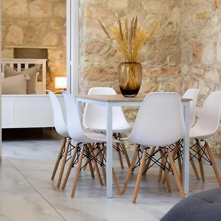 Old Luxury Stone House וילה